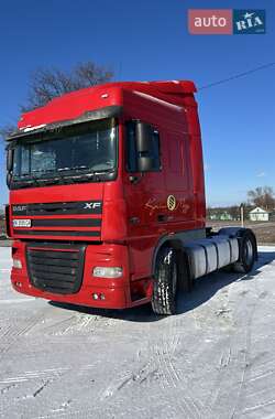 Тягач DAF XF 105 2013 в Ровно