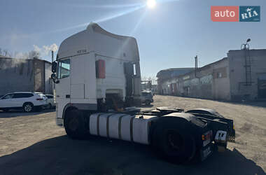 Тягач DAF XF 105 2011 в 