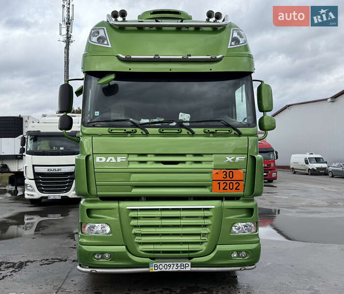 Тягач DAF XF 105 2013 в Городке