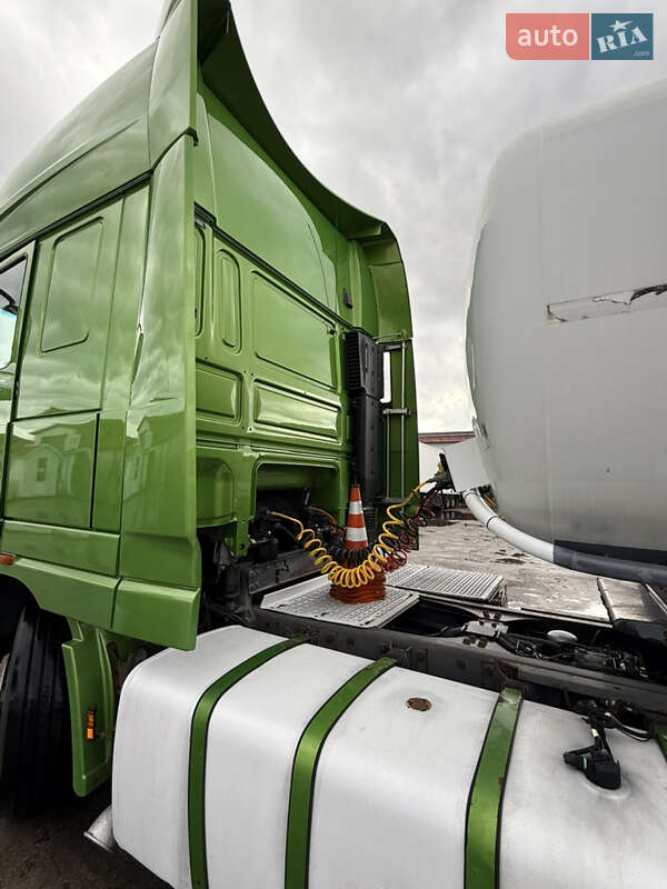 Тягач DAF XF 105 2013 в Городке