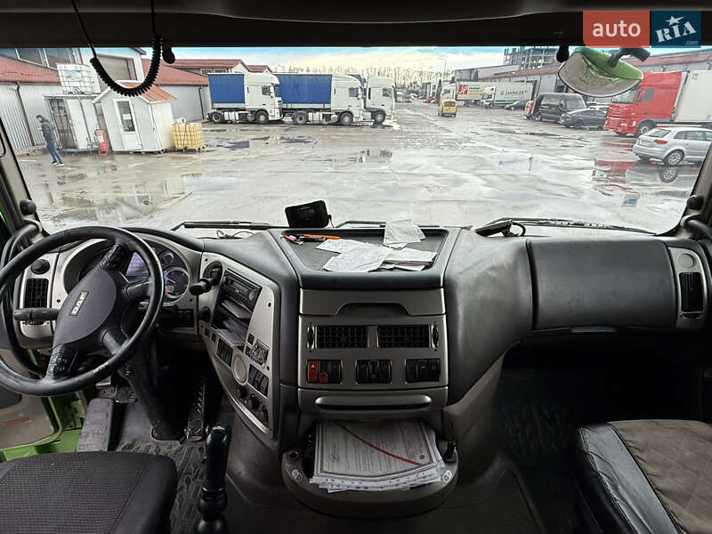 Тягач DAF XF 105 2013 в Городке