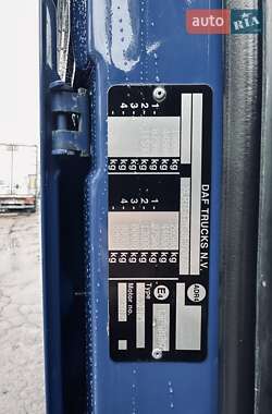 Тягач DAF XF 105 2011 в 