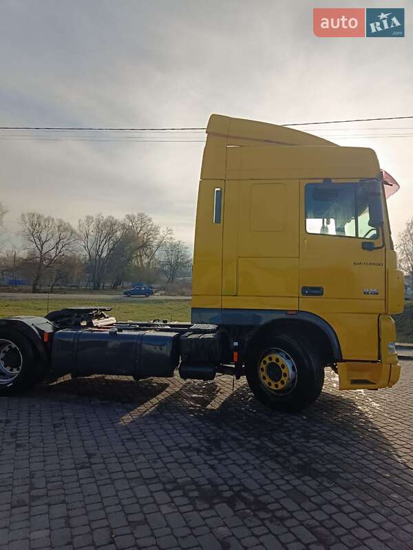 Тягач DAF XF 105 2004 в Любарі