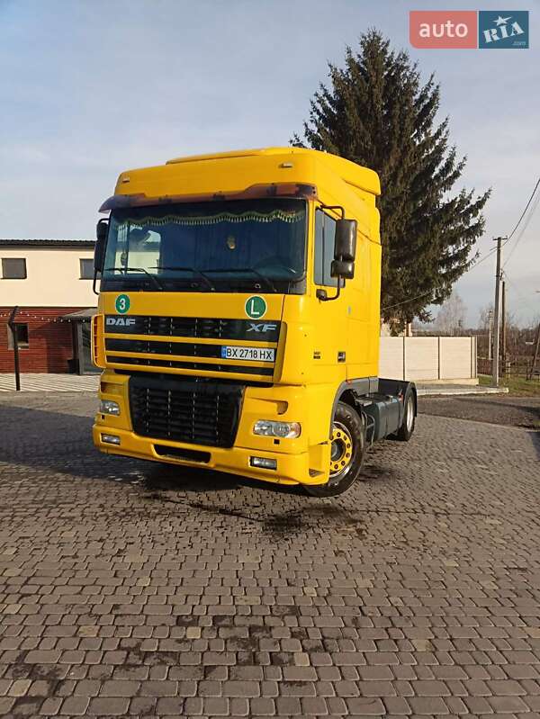 Тягач DAF XF 105 2004 в Любарі