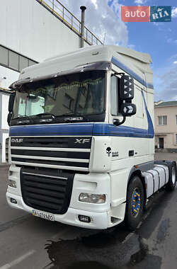 Тягач DAF XF 105 2010 в 