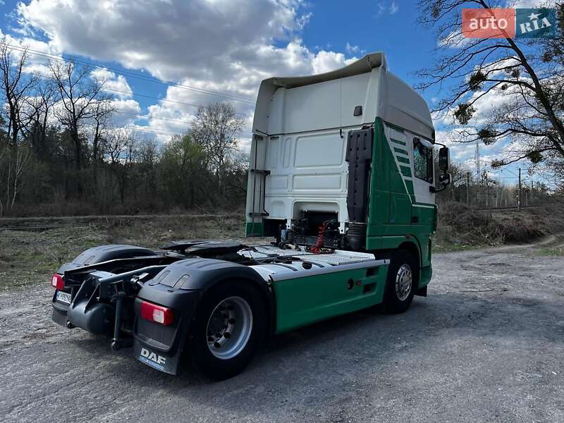 Тягач DAF XF 105 2012 в Киеве