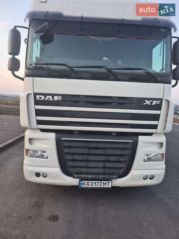 Тягач DAF XF 105 2012 в Киеве
