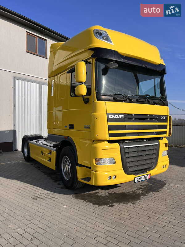 Тягач DAF XF 105 2013 в 