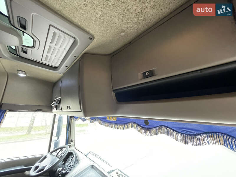 Тягач DAF XF 105 2013 в Киеве