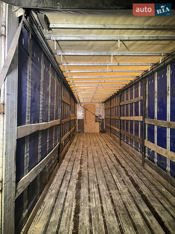 Тягач DAF XF 105 2006 в Одессе