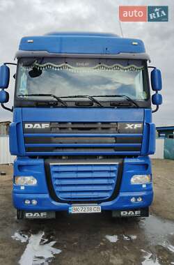 Тягач DAF XF 105 2010 в Рокитному
