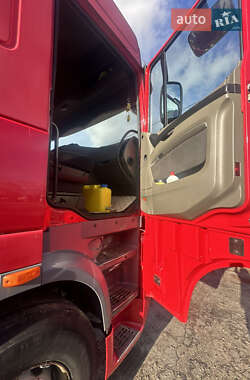 Тентований DAF XF 105 2013 в 