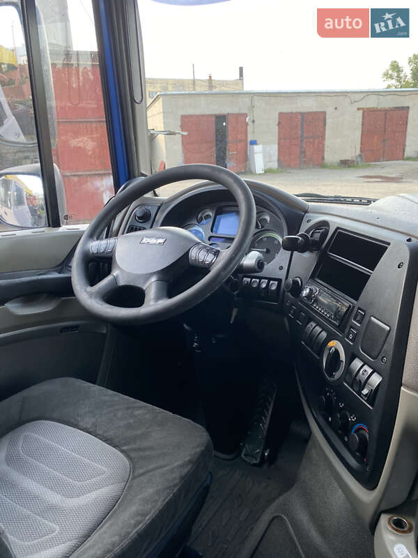 Тягач DAF XF 105 2010 в Днепре