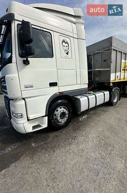Тягач DAF XF 105 2012 в 
