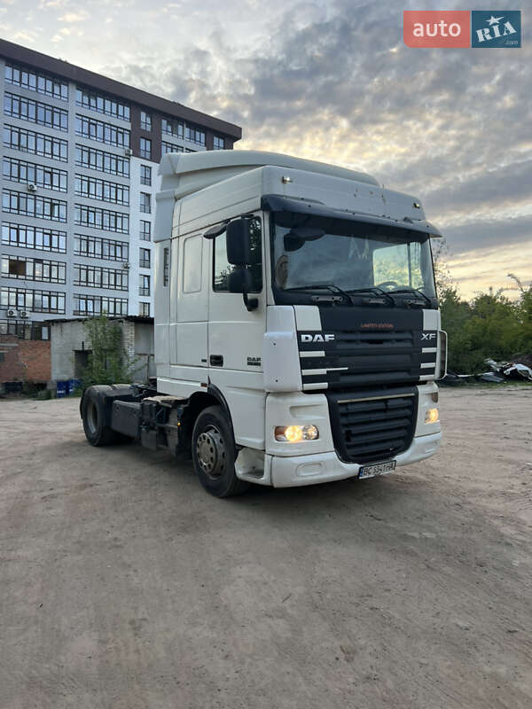 Тягач DAF XF 105 2007 в Львові