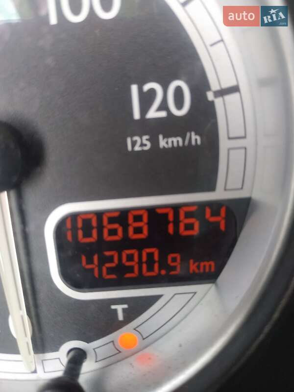 Тягач DAF XF 105 2007 в Луцке фото 7 Тягач DAF XF 105 2007 в Луцке