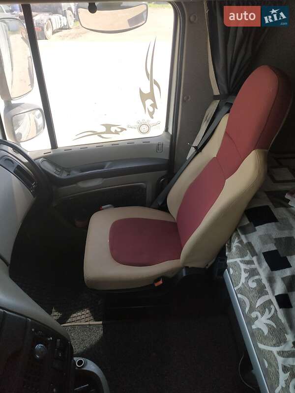 Тягач DAF XF 105 2007 в Луцке фото 10 Тягач DAF XF 105 2007 в Луцке