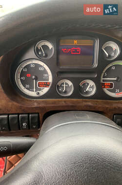 Тягач DAF XF 105 2010 в 