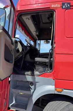 Тягач DAF XF 105 2011 в 