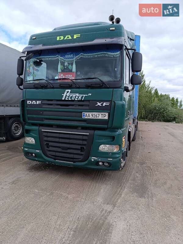 Тягач DAF XF 105 2013 в 