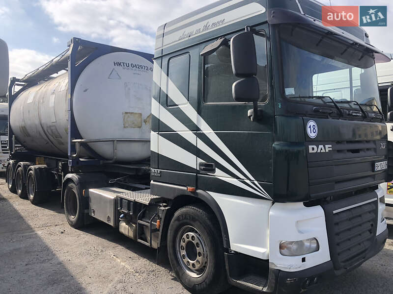 Тягач DAF XF 105 2006 в Одессе