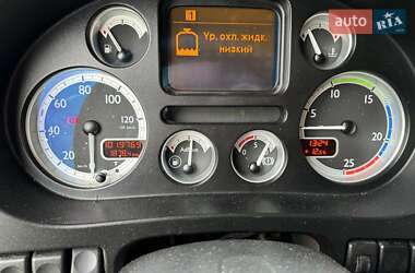 Тягач DAF XF 105 2011 в 