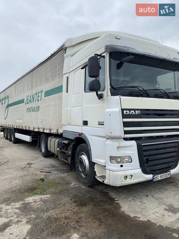 Тягач DAF XF 105 2011 в Харькове