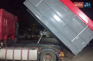 Самосвал DAF XF 105 2012 в 
