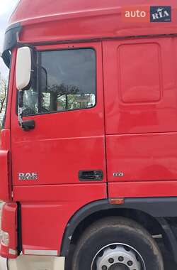 Тягач DAF XF 105 2011 в 