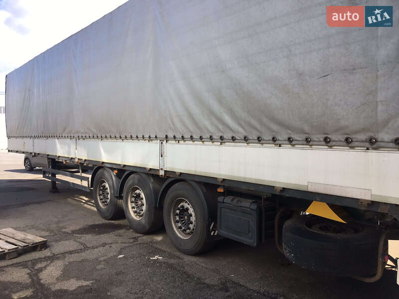 Тягач DAF XF 105 2012 в Мукачевому