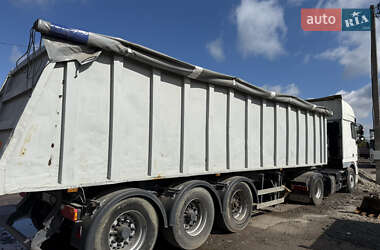 Самосвал DAF XF 105 2011 в 