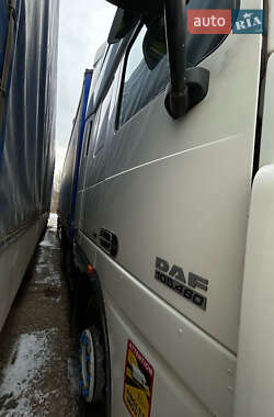 Тентований DAF XF 105 2010 в 