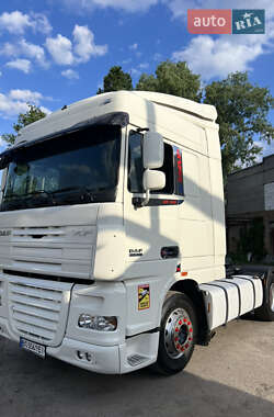Тягач DAF XF 105 2011 в 