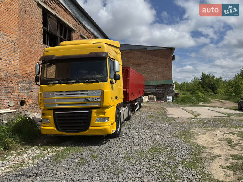 Тягач DAF XF 105 2010 в Хмельницком