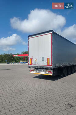 Тягач DAF XF 105 2011 в 