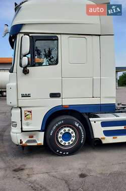 Тягач DAF XF 105 2010 в 