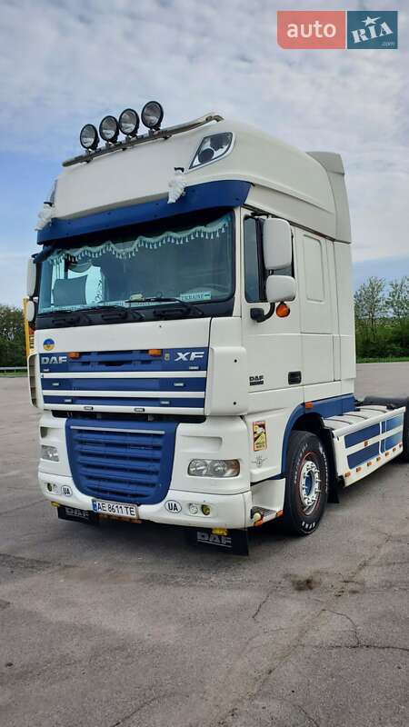 Тягач DAF XF 105 2010 в Верхнеднепровске