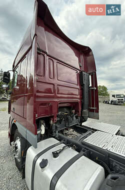 Тягач DAF XF 105 2013 в 