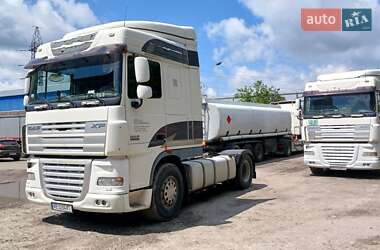 Тягач DAF XF 105 2011 в 
