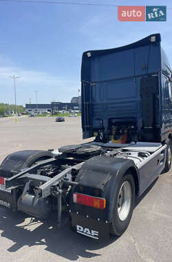 Тягач DAF XF 105 2010 в 