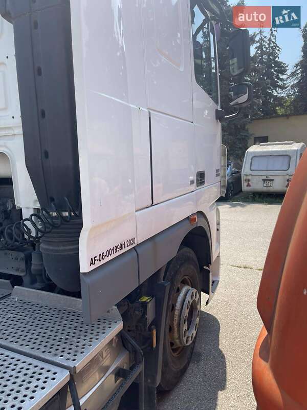 Тягач DAF XF 105 2010 в Ужгороде