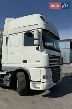 Тягач DAF XF 105 2011 в 