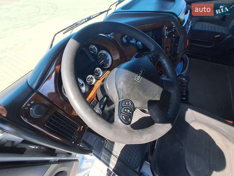 Тягач DAF XF 105 2011 в Черкассах