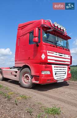 Тягач DAF XF 105 2006 в 