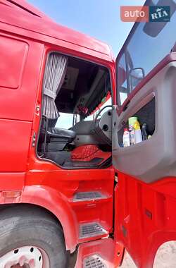 Тягач DAF XF 105 2006 в 