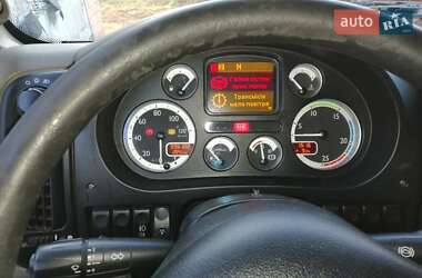 Тягач DAF XF 105 2012 в 