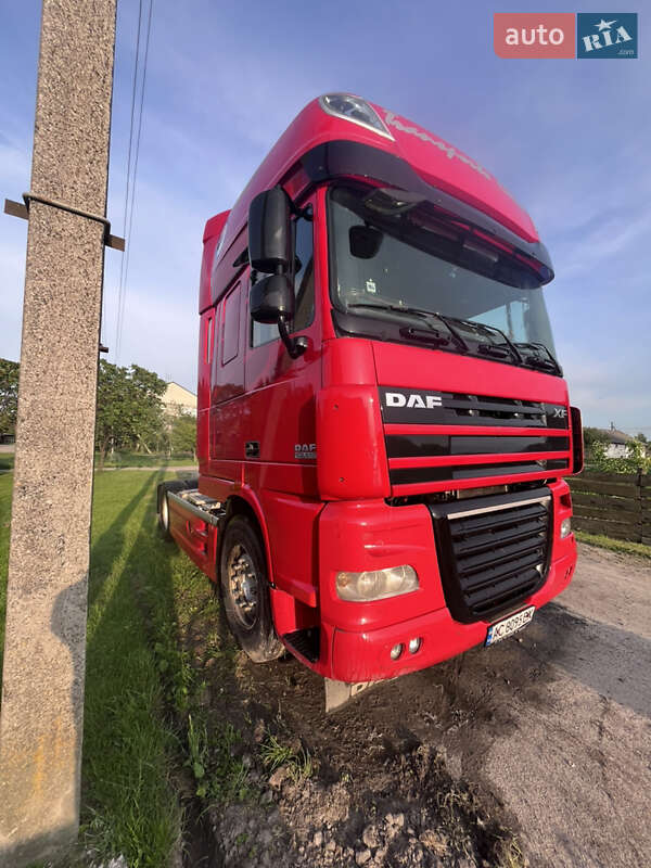Тягач DAF XF 105 2010 в Лукове