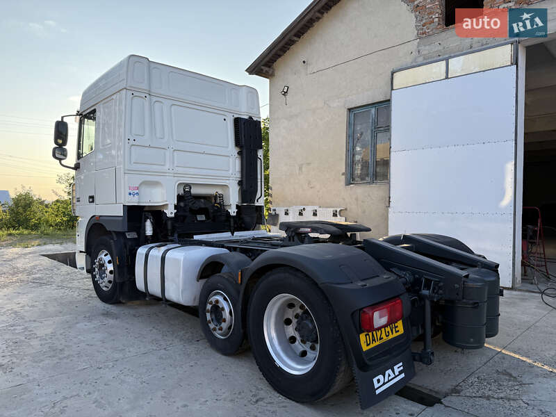 Тягач DAF XF 105 2012 в Бучачі