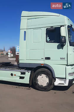 Тягач DAF XF 105 2011 в 