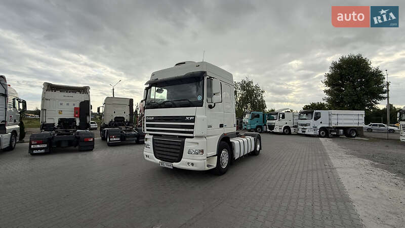 Тягач DAF XF 105 2013 в Виннице